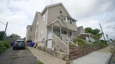 450-452 Hancock St, Springfield, MA 01105