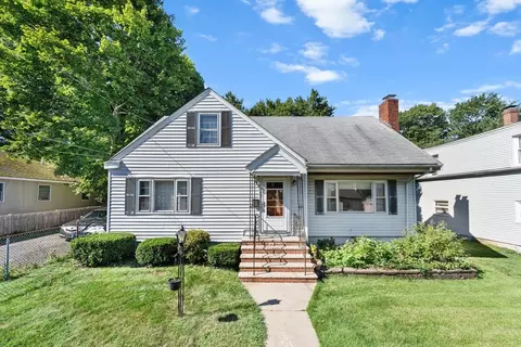 561 Beech St, Boston, MA 02131