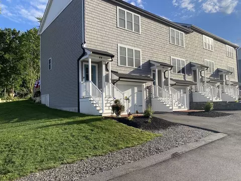 55 Plymouth St #K44, Whitman, MA 02382