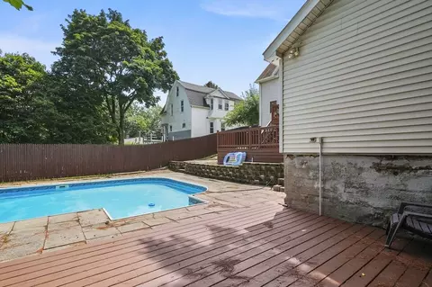 Exterior - 8 Royal Rd, Worcester, MA 01603 photo 8 of 11