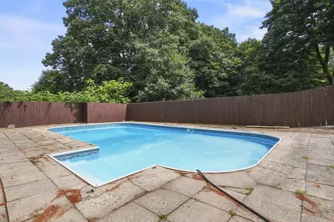 Exterior - 8 Royal Rd, Worcester, MA 01603 photo 9 of 11