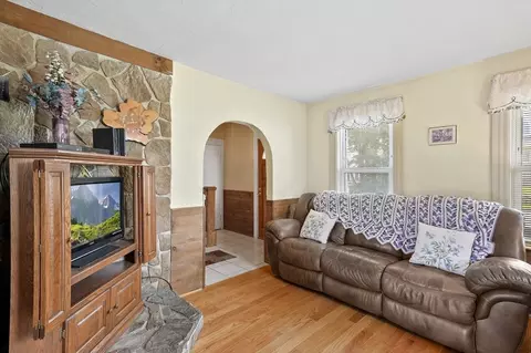 Living - 8 Royal Rd, Worcester, MA 01603 photo 2 of 2