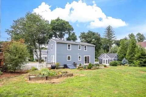 Exterior - 246 Stone St, Walpole, MA 02081 photo 4 of 9