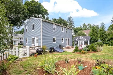 Exterior - 246 Stone St, Walpole, MA 02081 photo 3 of 9