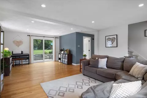 Living - 246 Stone St, Walpole, MA 02081 photo 3 of 4