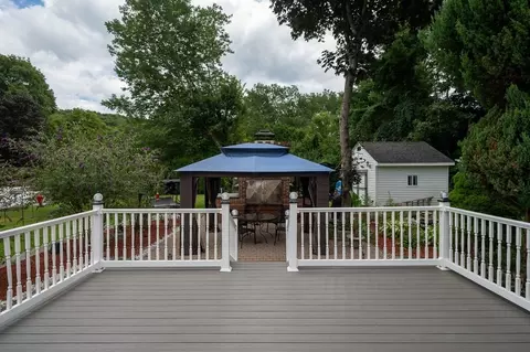 Exterior - 35 Scenic Ave, Webster, MA 01570 photo 4 of 17