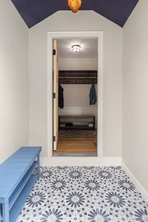 38 Elm St, Georgetown, MA 01833 photo 3