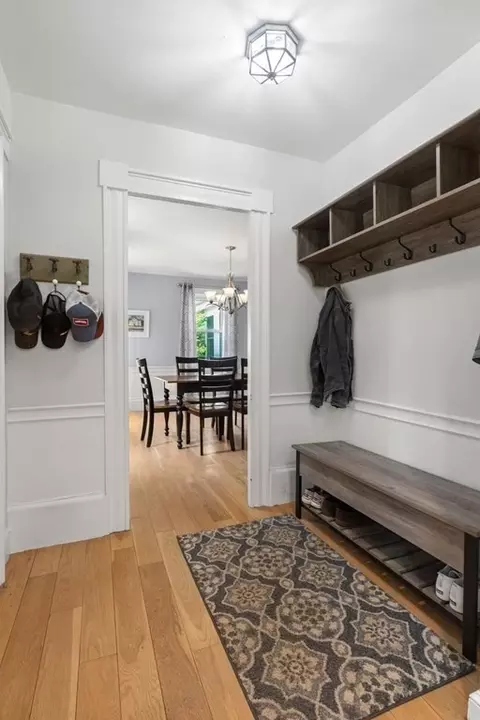 38 Elm St, Georgetown, MA 01833 photo 5