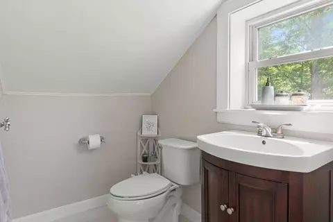 38 Elm St, Georgetown, MA 01833 photo 21
