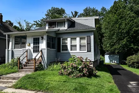 525 Milk St, Fitchburg, MA 01420
