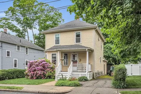 28 William St, Newton, MA 02465