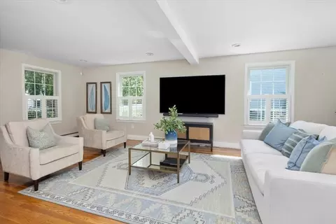7 Fairview St, Hingham, MA 02043 photo 13