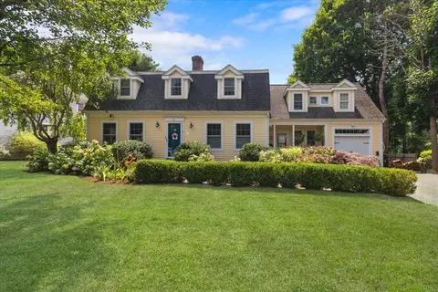 7 Fairview St, Hingham, MA 02043 photo 1