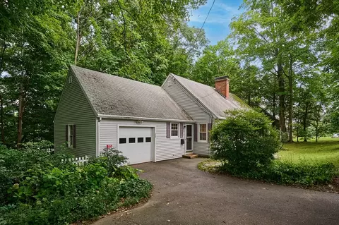 325 E Pleasant St, Amherst, MA 01002