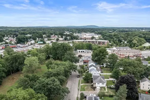 26 Riverside Dr, Dedham, MA 02026 photo 32