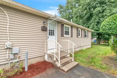 Exterior - 33 Lemay St, Chicopee, MA 01013 photo 3 of 7