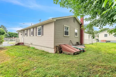 Exterior - 33 Lemay St, Chicopee, MA 01013 photo 6 of 7