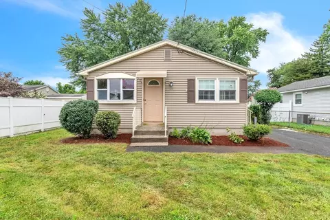 33 Lemay St, Chicopee, MA 01013