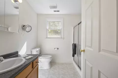 2 Arrowhead Ln, Raynham, MA 02767 photo 28