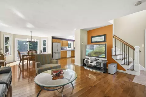 2 Arrowhead Ln, Raynham, MA 02767 photo 15