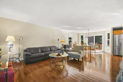 2 Arrowhead Ln, Raynham, MA 02767 photo 16