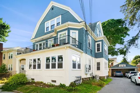 29 Grafton St #3, Arlington, MA 02474