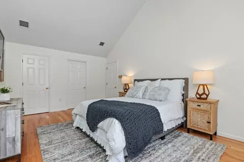 Bedroom - 71 Richdale Rd, Needham, MA 02494 photo 2 of 2