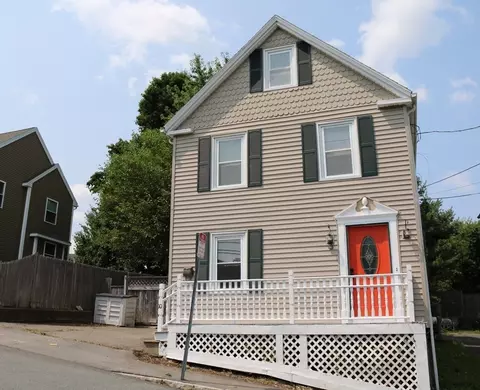 10 Rawlins St, Salem, MA 01970