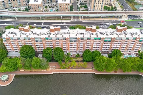 4 Canal Park #209, Cambridge, MA 02141