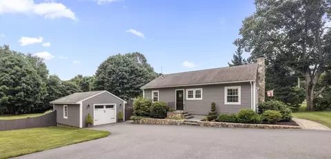 6 Chestnut St, Westborough, MA 01581