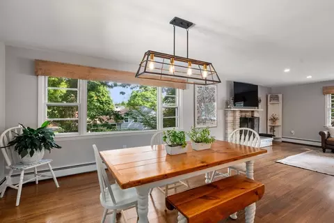 3 Community Rd, Marblehead, MA 01945 photo 9
