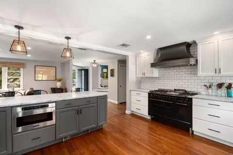 3 Community Rd, Marblehead, MA 01945 photo 7