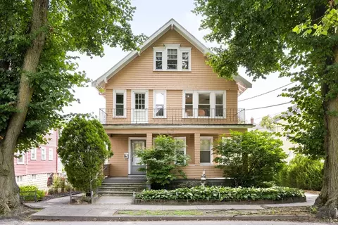 81-83 Everett St, Arlington, MA 02474