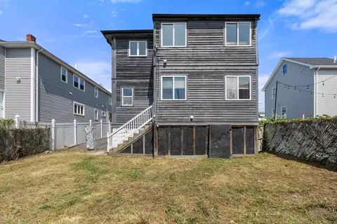 100 Clarence St, Everett, MA 02149 photo 24