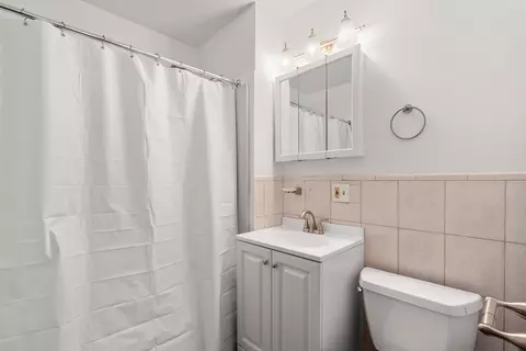 100 Clarence St, Everett, MA 02149 photo 13