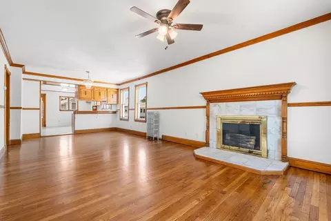 100 Clarence St, Everett, MA 02149 photo 3