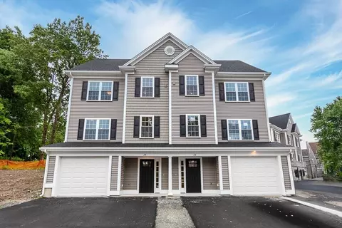 106 Pond St #23, Attleboro, MA 02703