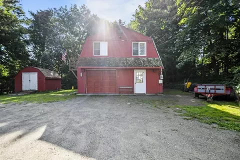 16 Knoll Rd, Wenham, MA 01984