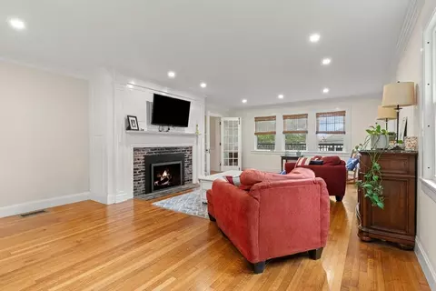 35 Beach Rd, Gloucester, MA 01930 photo 30