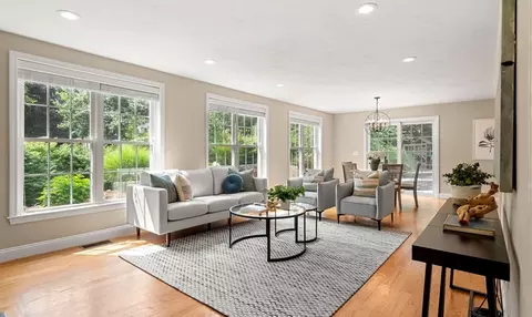 75 Southville Rd, Southborough, MA 01772