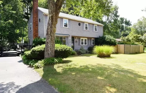 6 Sheridan Dr, Kingston, MA 02364