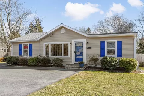 71 E Falmouth Hwy, Falmouth, MA 02536
