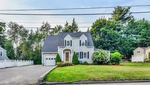 410 Hovey, Lowell, MA 01852
