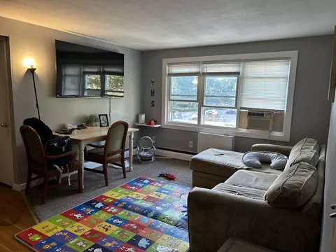 433 W Elm St #10, Brockton, MA 02301