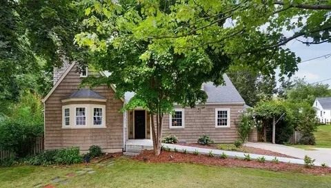 44 Mount Pleasant St, Billerica, MA 01821