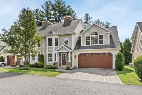 22 Kensington Way #22, Tewksbury, MA 01876