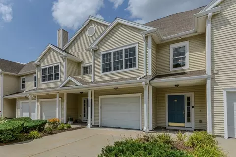631 East St #C203, Mansfield, MA 02048