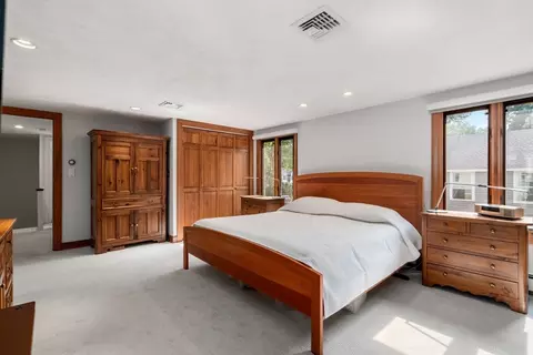 10 Strathmore Rd, Wellesley, MA 02482 photo 14