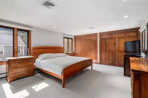10 Strathmore Rd, Wellesley, MA 02482 photo 13