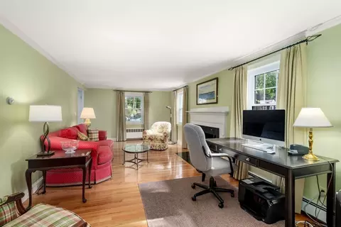 10 Strathmore Rd, Wellesley, MA 02482 photo 3